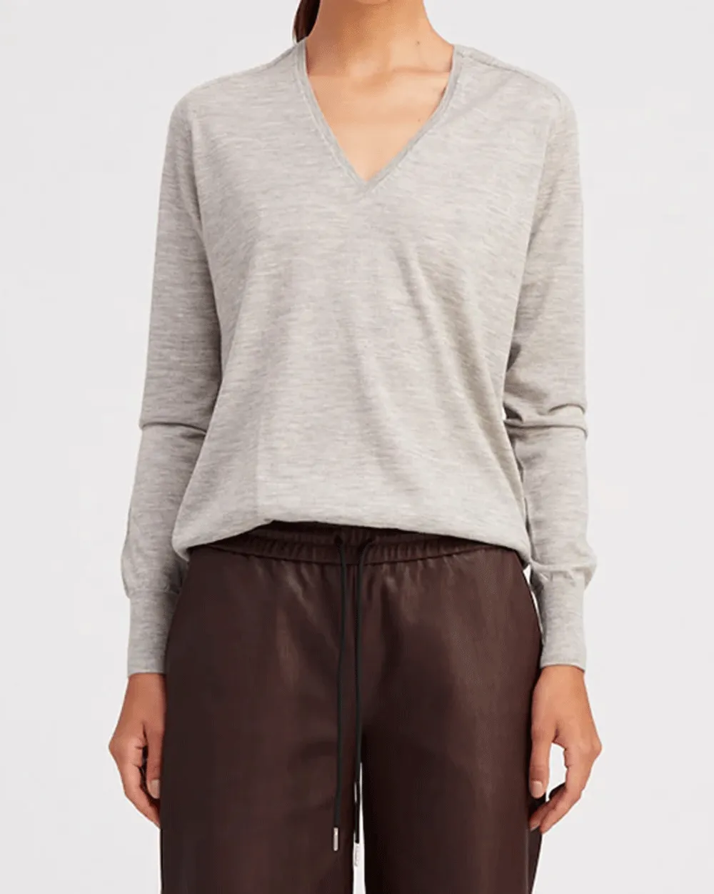 Oxford Fitted V Neck Sweater