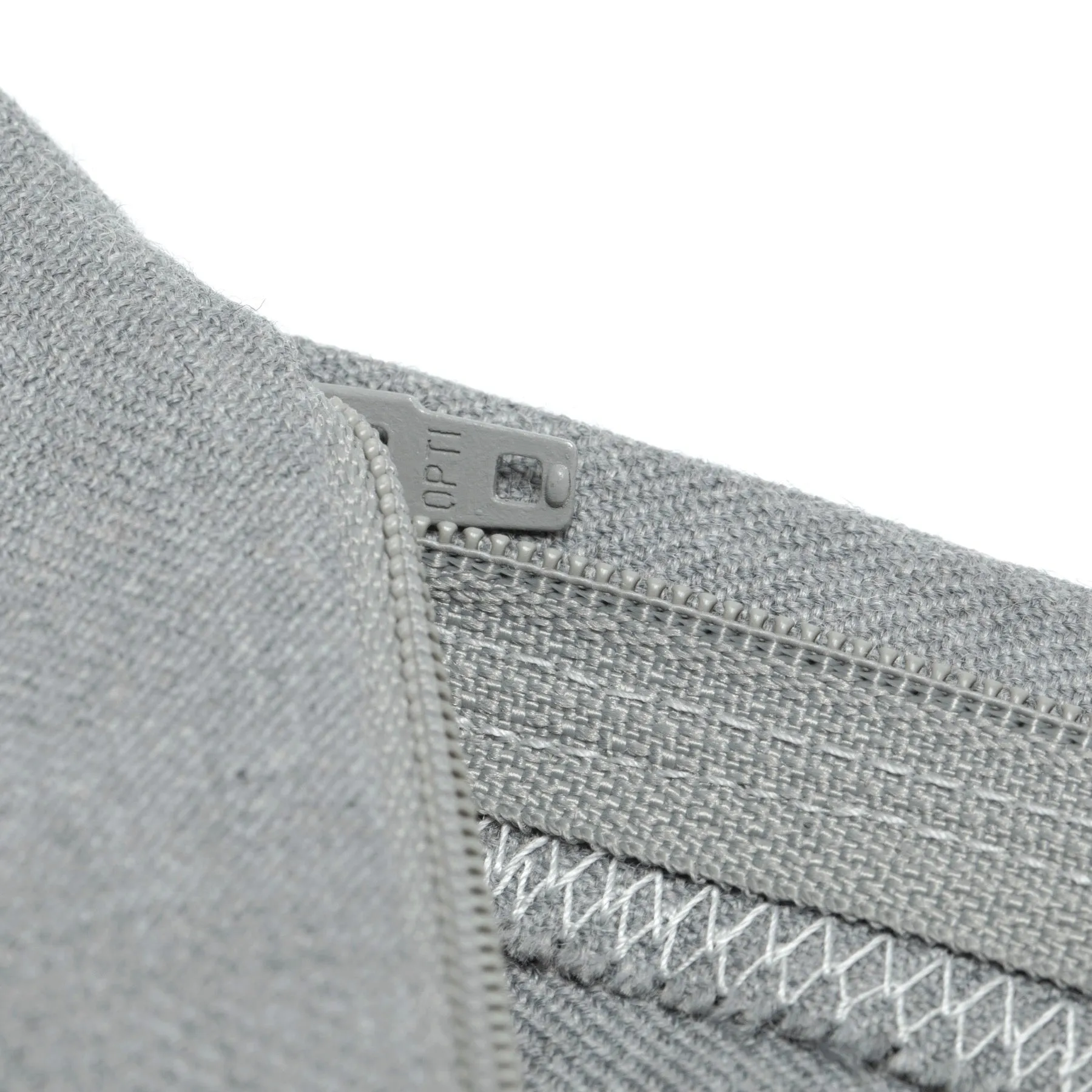 Tropical Wool, Forward Pleats, Clean Cuffed Hem, Small-Batch